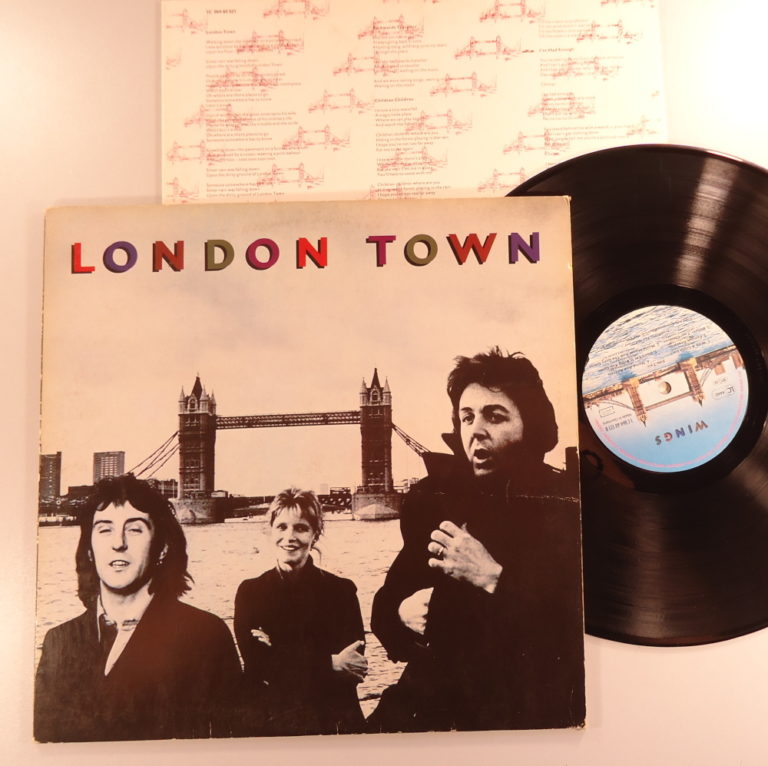 London wings. Wings London Town 1978. London Town альбом. Wings – London Town. Wings ''London Town'' LP.