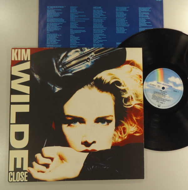 Kim Wilde – Close