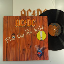 AC/DC – Fly On The Wall