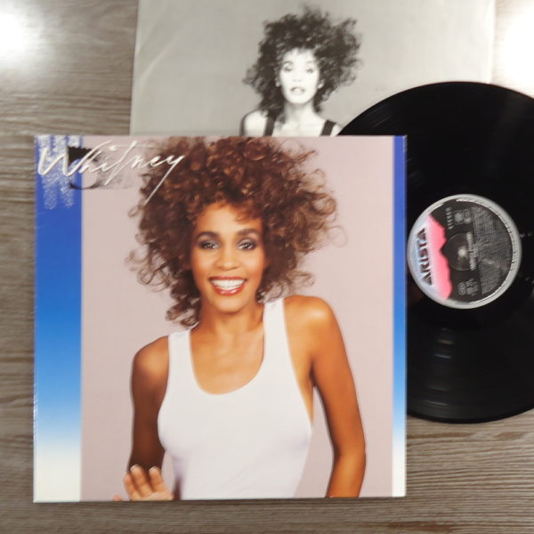 Whitney Houston – Whitney