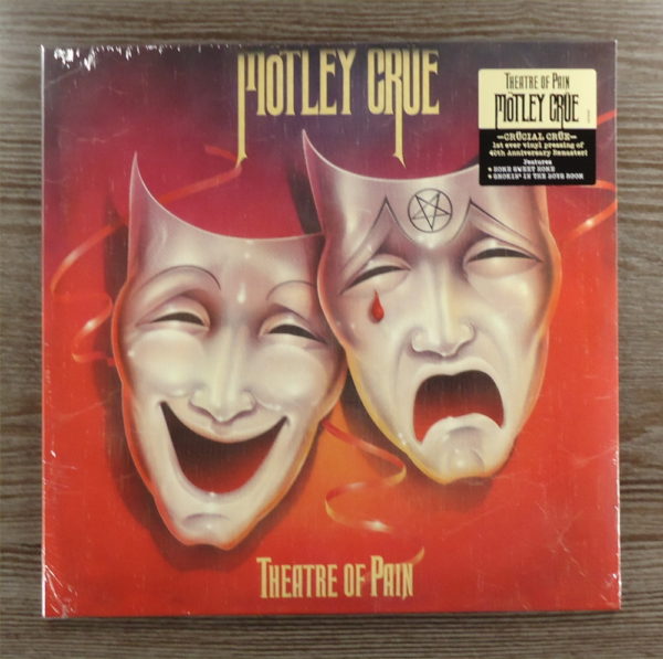 Mötley Crüe – Theatre Of Pain