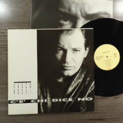 Vasco Rossi – C'è Chi Dice No