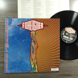 Foreigner – Unusual Heat