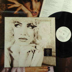 Eurythmics – Savage