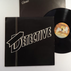 Detective – Detective