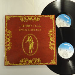 Jethro Tull – Living In The Past