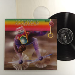 Scorpions – Fly To The Rainbow